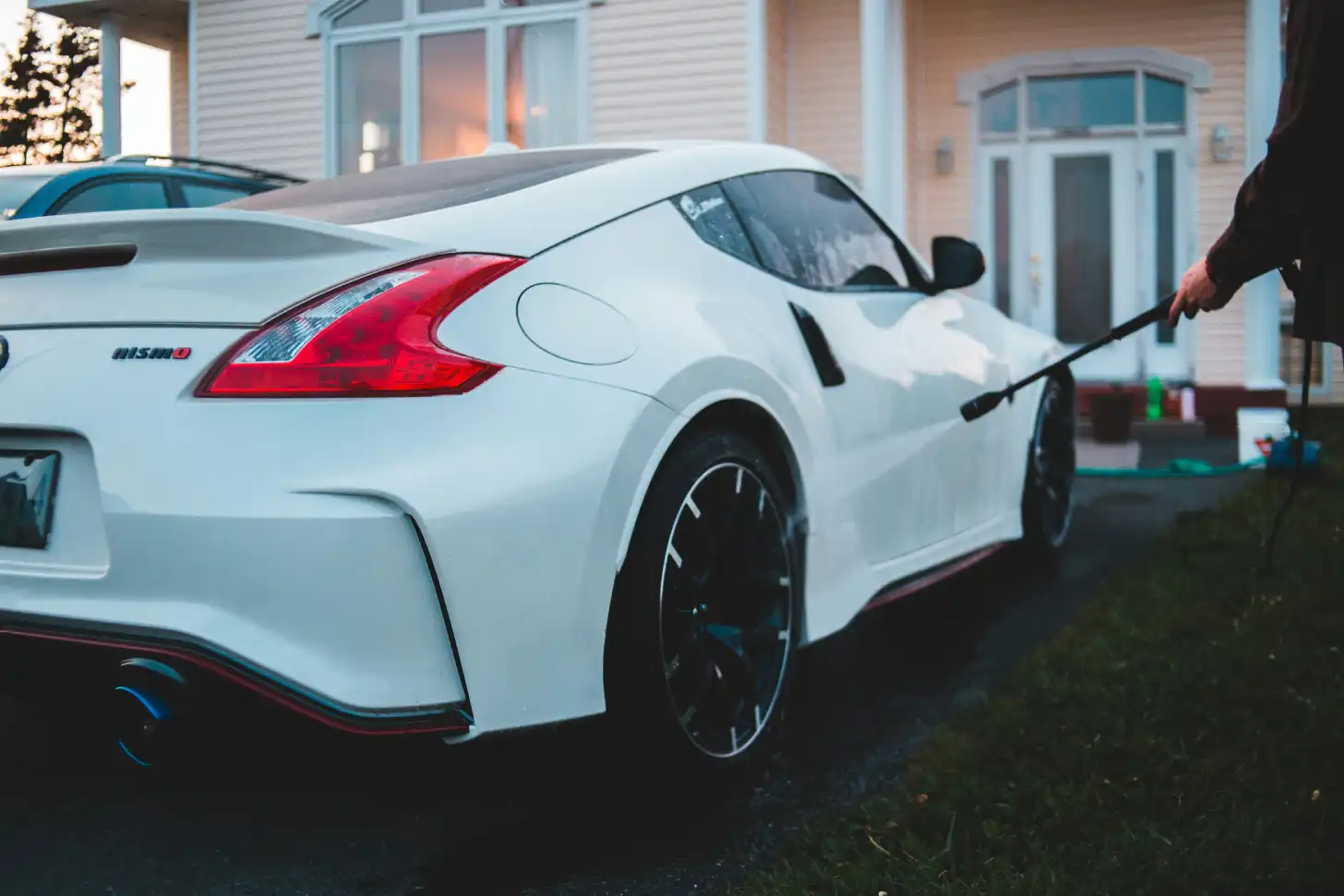 Photo of Mobile Detailer Detailing Car